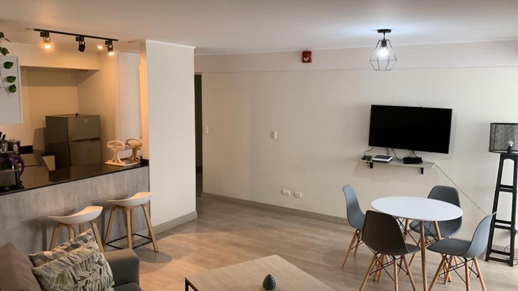 Trendy Host Osma, Barranco Apartment Lima Exterior photo